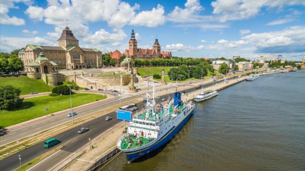 Black Pearl De Luxe Apartments View Kaskada Щецин Екстер'єр фото